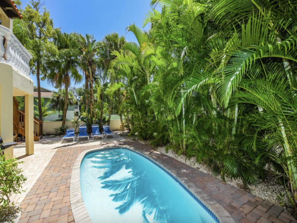 Luxury Anna Maria 3 Bedroom Vacation Home! 2 Master Bedrooms